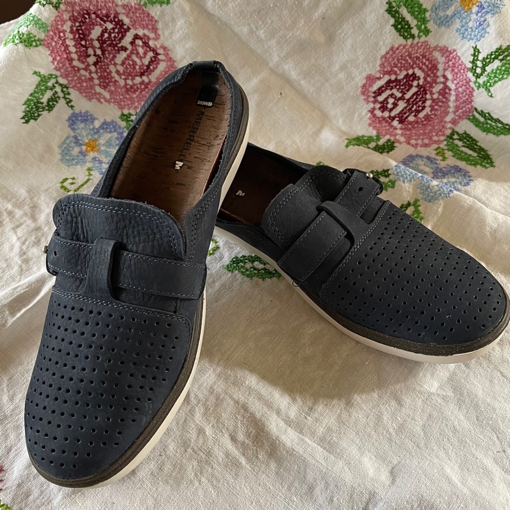 Merrill light weight clog / mules